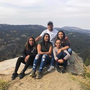 Meet your Posher, Sandra